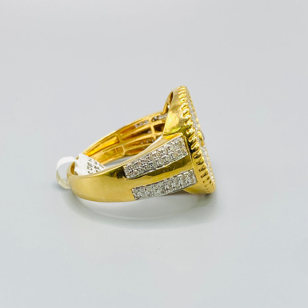 18 kt Gold Diamond Ring of 1.17 CTW
