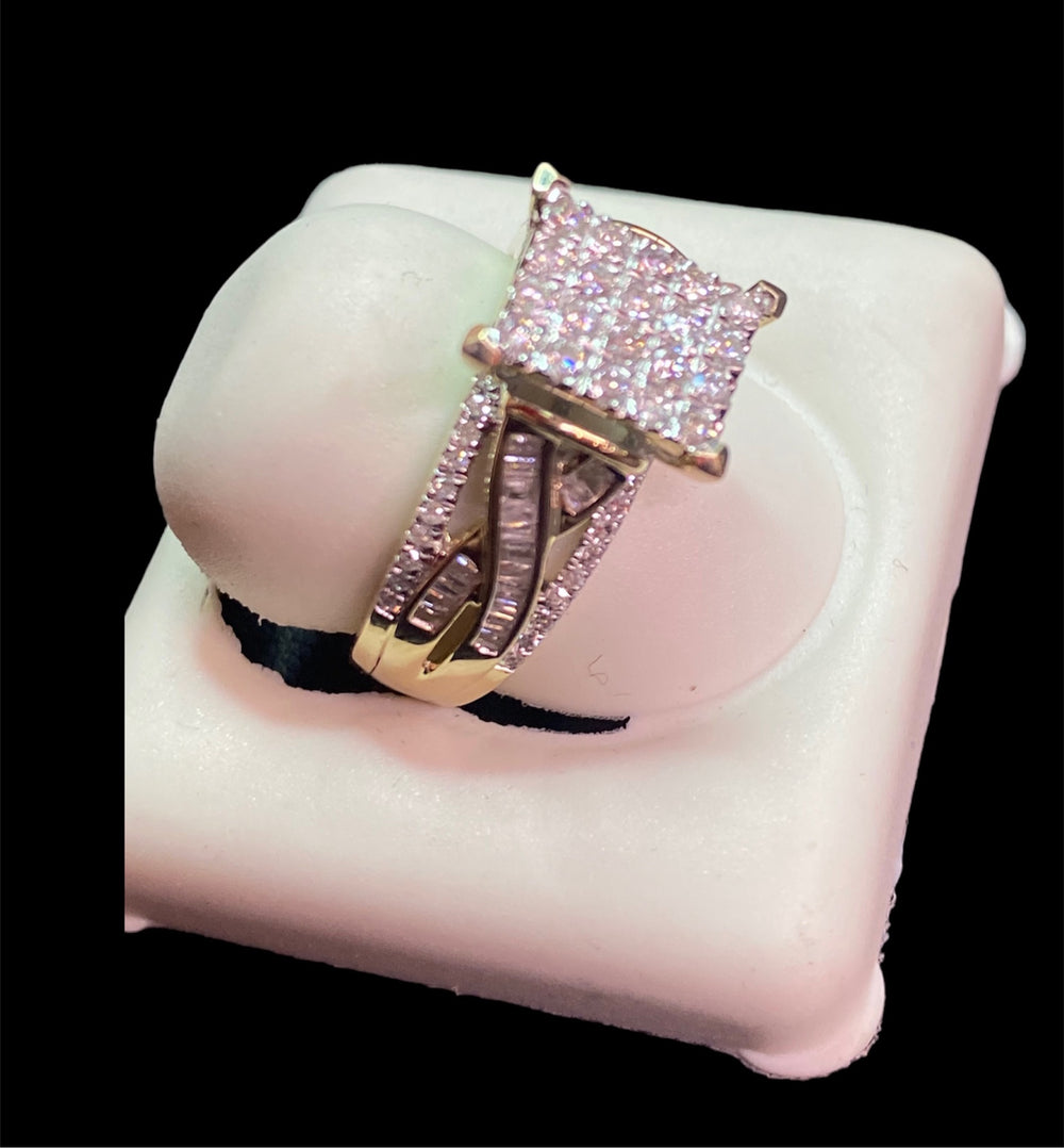 Real 10kt Gold Diamond 0.71CTW Ladies Ring